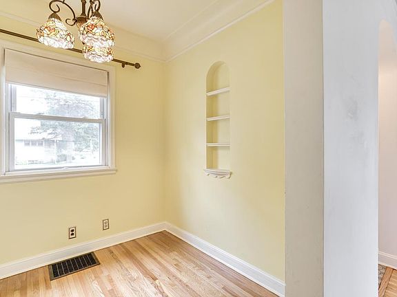 5th image of 4200 Nokomis Ave