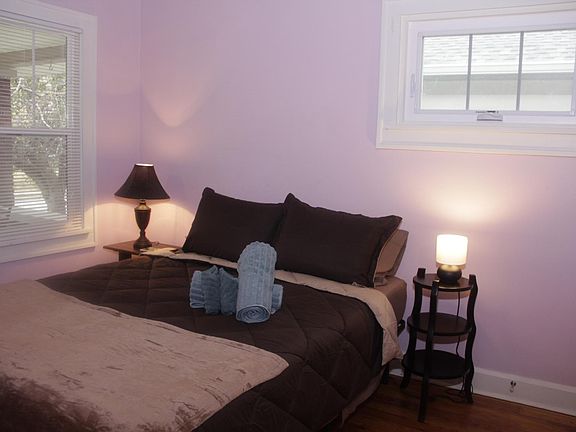 2nd image of 2623 Allen Ave