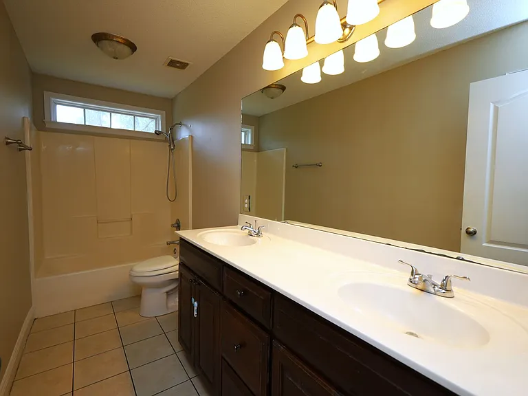 3819 Chris Cir — Photo 11