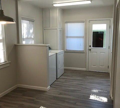 5th image of 1109 N Highland Ave