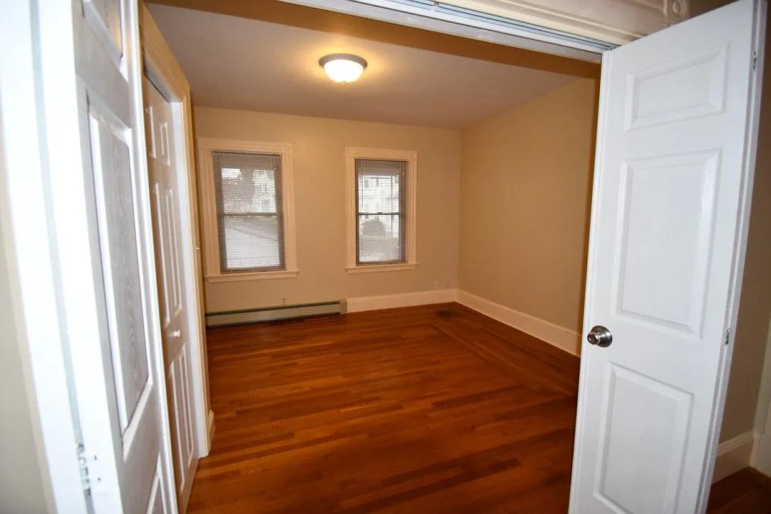 3 bed, 1478 sqft, $2,300 — Photo 2