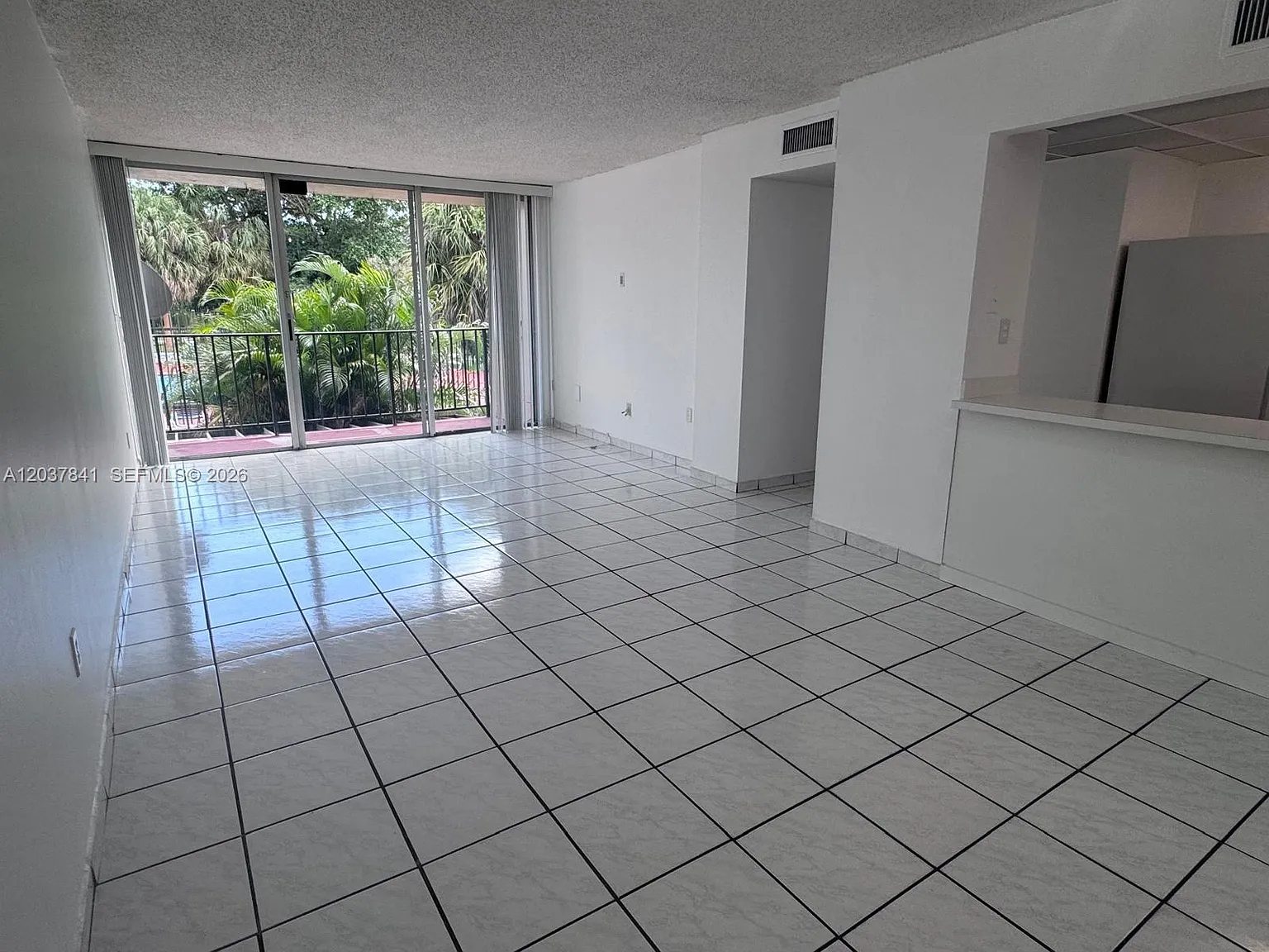 Pinebark Condo No 1 — Photo 2