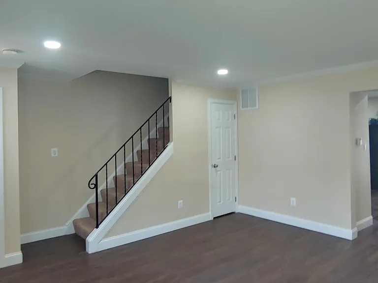 9255 George St — Photo 3