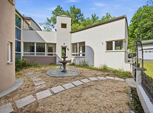 151 Bellvale Lakes Road, Warwick, NY 10990