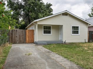135 Oak Ave, Woodland, CA 95695