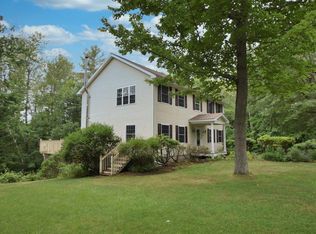 16 Berrywood Dr, Wolfeboro, NH 03894