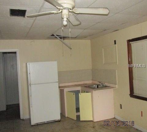 3rd image of 5122 Karl Ln