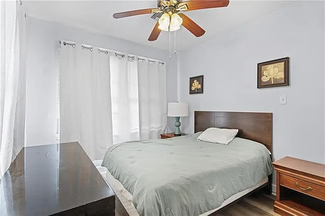 2203 Broadway St — Photo 10