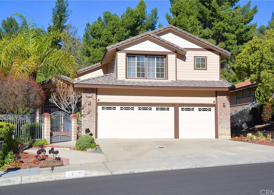 1st image of 13918 Monteverde Dr