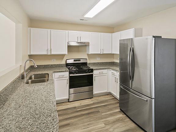 5th image of 924 Symphony Dr Unit 7036