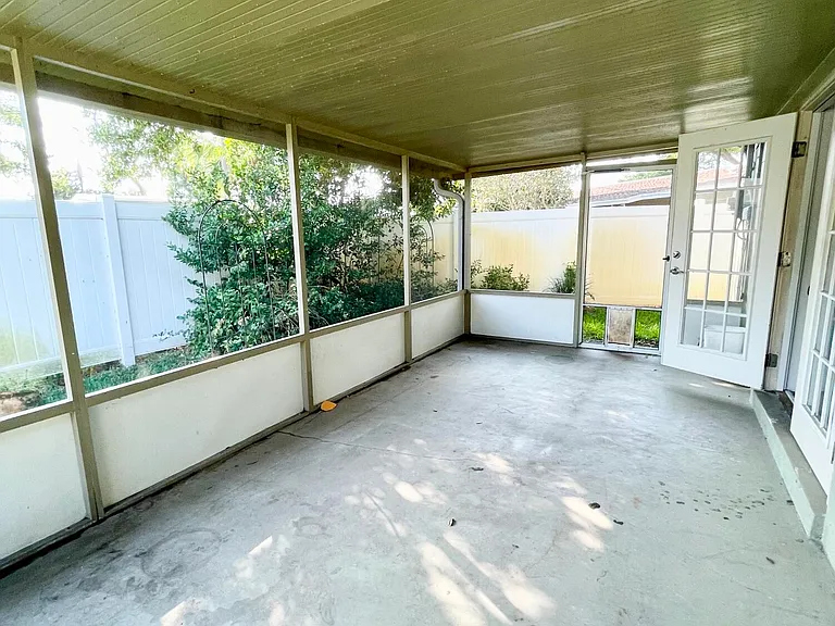 3025 Briarwood Ln — Photo 11
