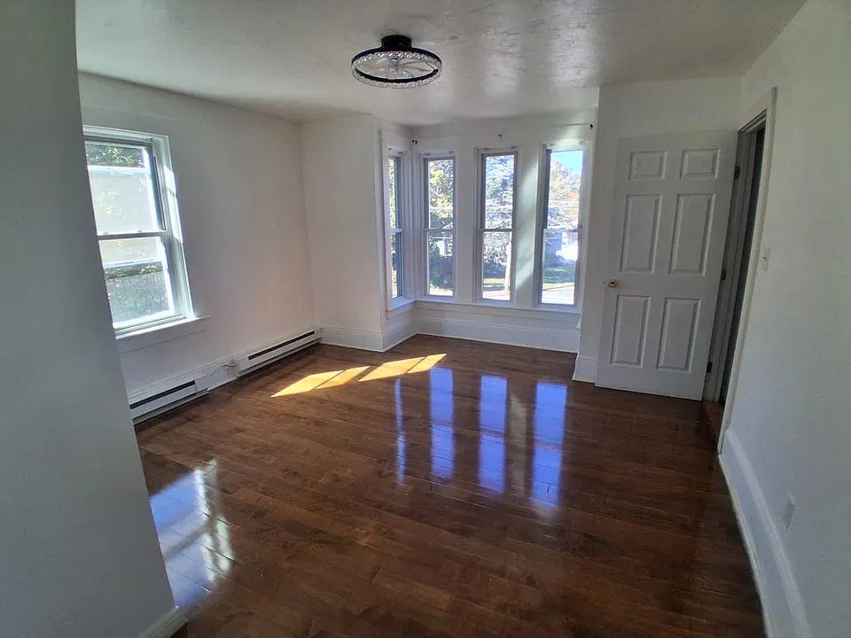 15 Otto St #3