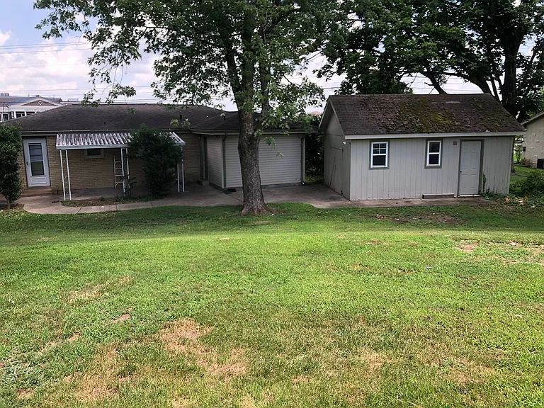 340 Williamsburg Rd — Photo 10