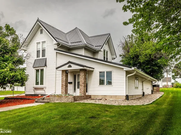 306 N East St, Toledo, IA 52342