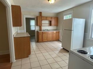 21 Saint Marys St APT 102, Biddeford, ME 04005