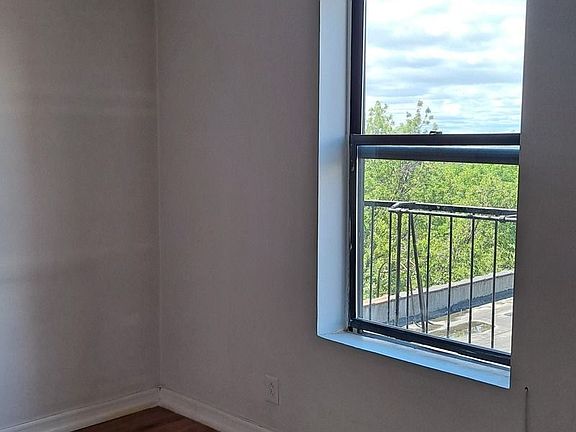 2nd image of 184 Prospect Pl #64