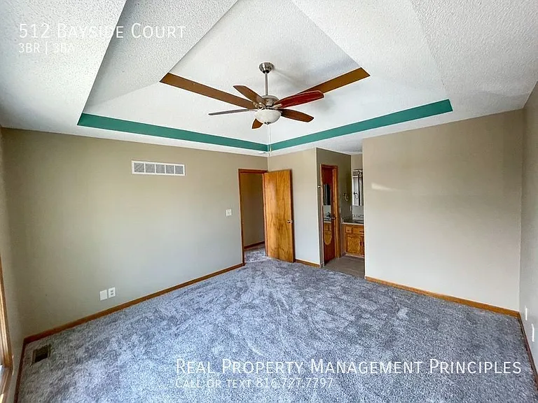 512 Bayside Ct — Photo 11