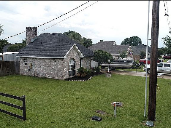 2nd image of 7637 Rosewood Dr