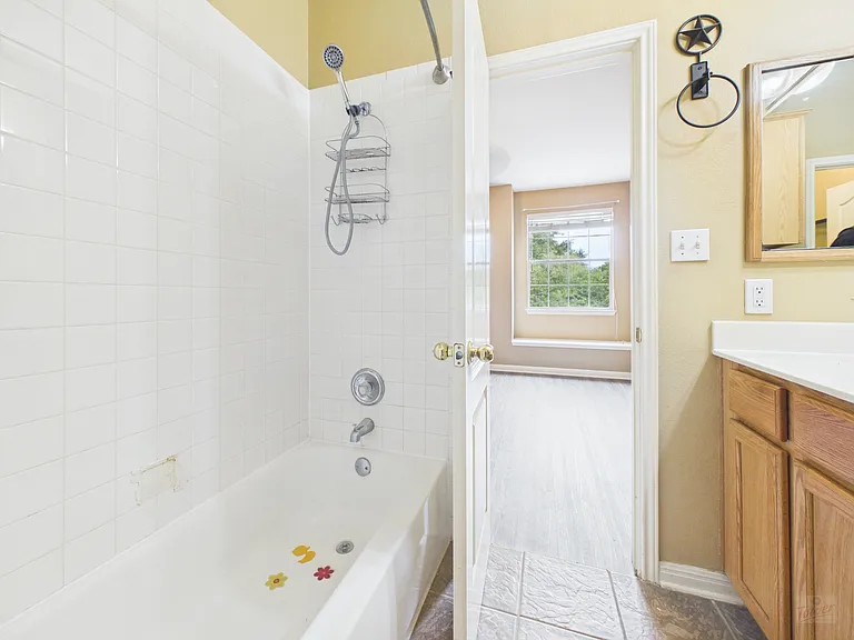 8518 Cahill Dr #32 — Photo 16