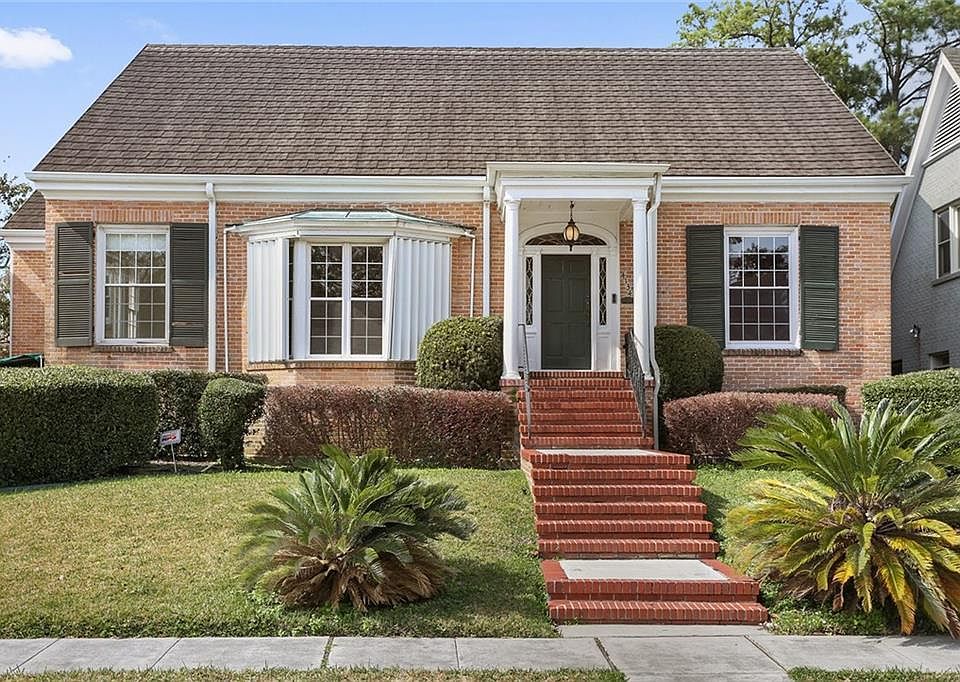 1st image of 4134 Vincennes Pl