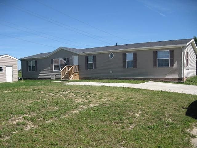 1st image of 24040 Manchester Dr