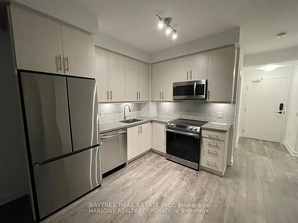 105 Oneida Cres #911