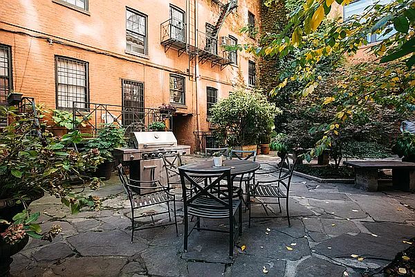 1st image of 49 King St #7