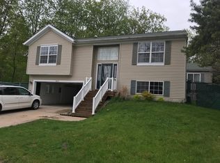 4257 Downing St SE, Grand Rapids, MI 49546