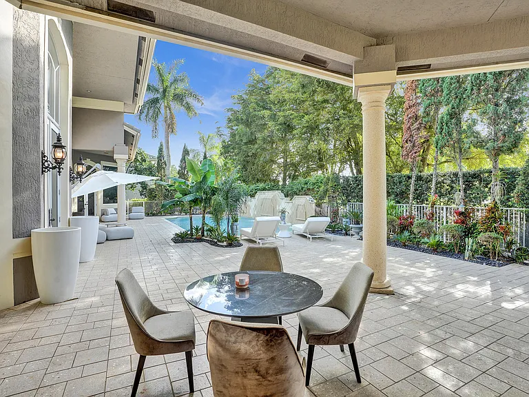 7988 Mandarin Dr — Photo 24
