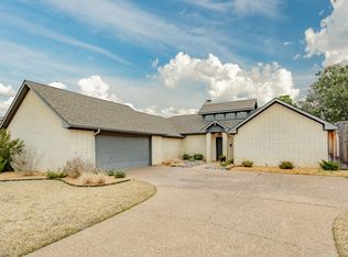 2516 Fox Glenn Cir, Bedford, TX 76021