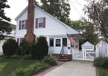 1st image of 2989 Gerard Ct