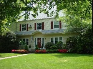 2 Woodland Rd, Maplewood, NJ 07040