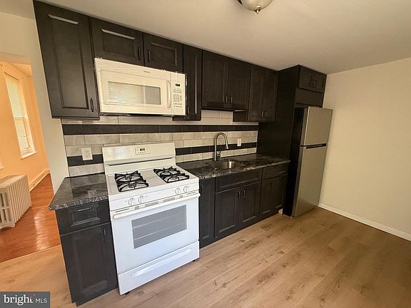 3rd image of 1743 Orthodox St