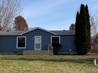 2218 Disch St, Flushing, MI 48433