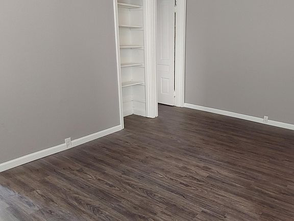 5th image of 94 Albert St #2
