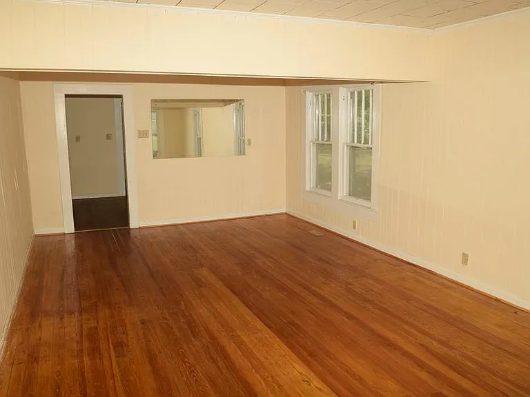 305 Elmwood Ave — Photo 4