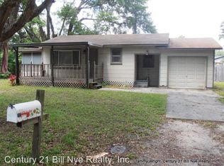 5207 16th St, Zephyrhills, FL 33542