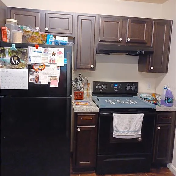 214 W Ella J Gilmore St — Photo 2