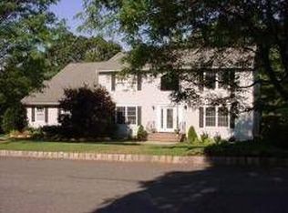6 Karen Ct, Wayne, NJ 07470