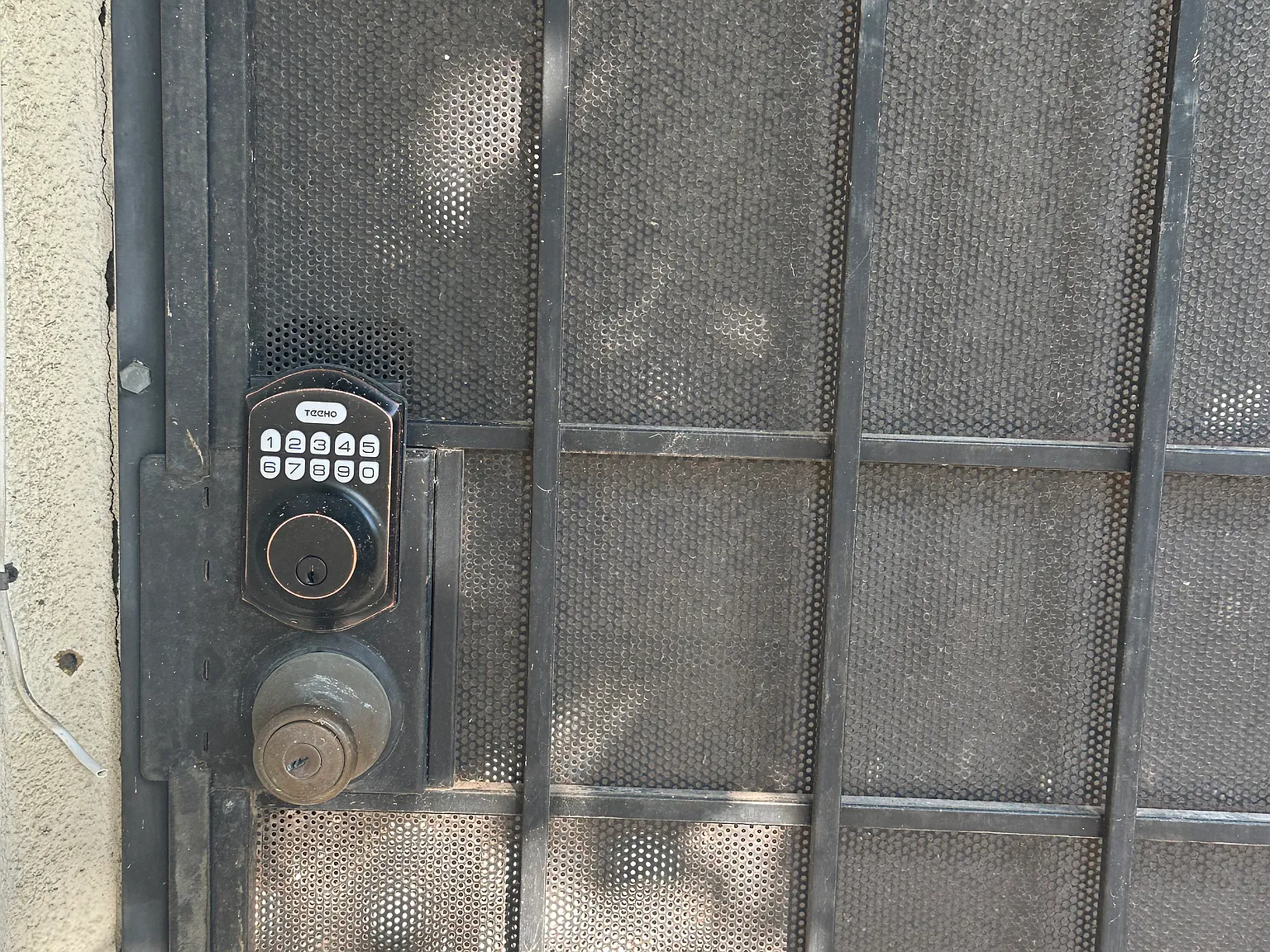 3217 Knoll Way — Photo 3