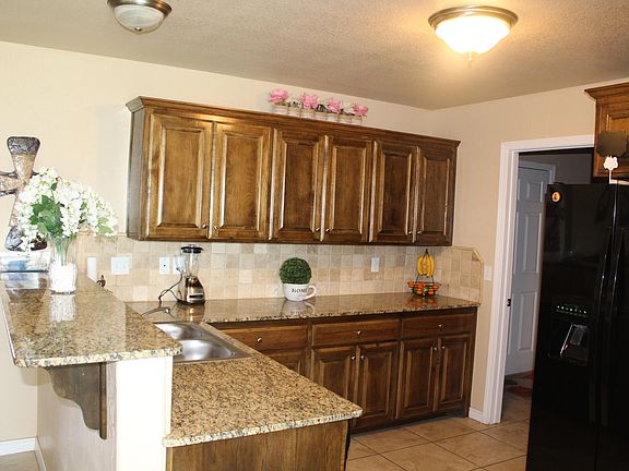5th image of 1307 Pheasant Run Ave