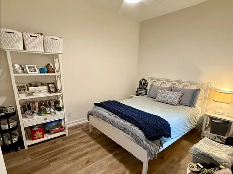 2025 Bridgepointe Cir #118 — Photo 13