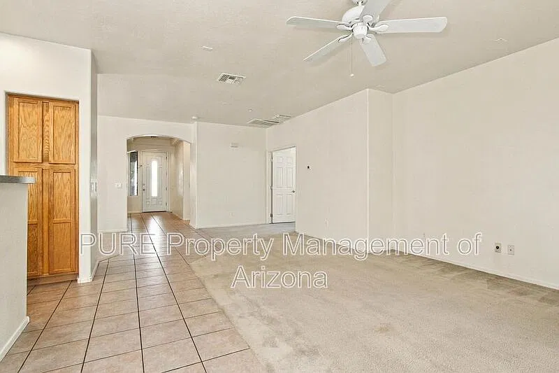 4 bed, 2.0 bath, 1790 sqft, $2,095 — Photo 4
