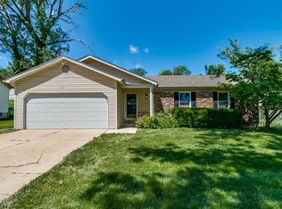 11675 Helenoak Dr, Florissant, MO 63033