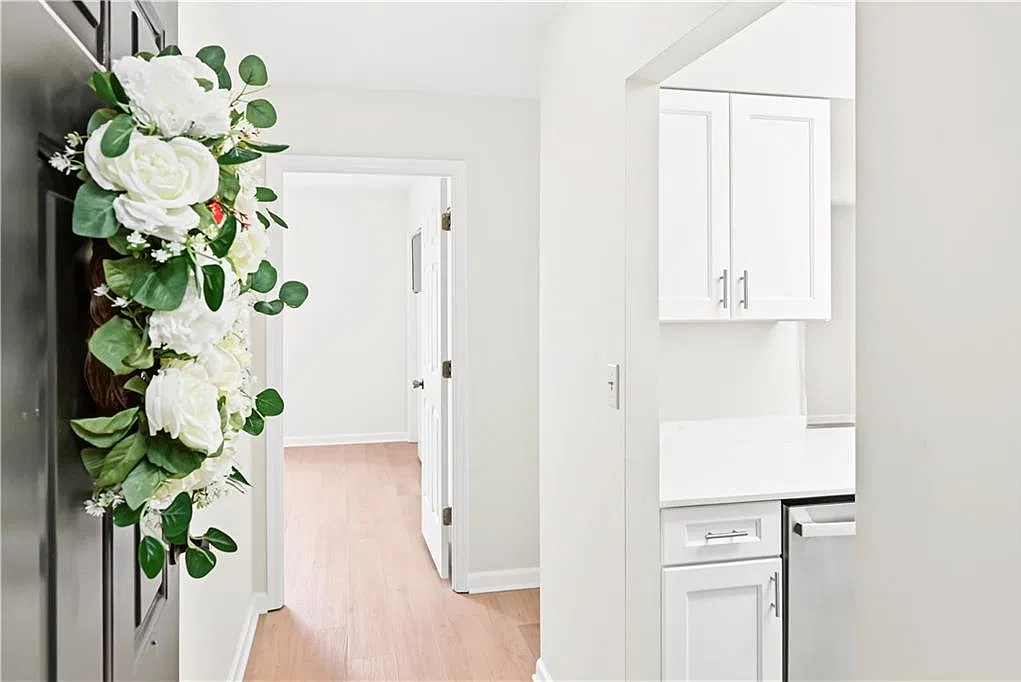 1 bed, 1.0 bath, 760 sqft, $1,750 — Photo 1