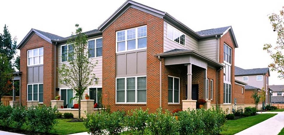 1st image of 539 Beachcliff Row Dr