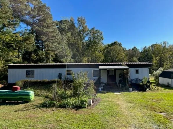 1 S Whittle Rd, Delight, AR 71940