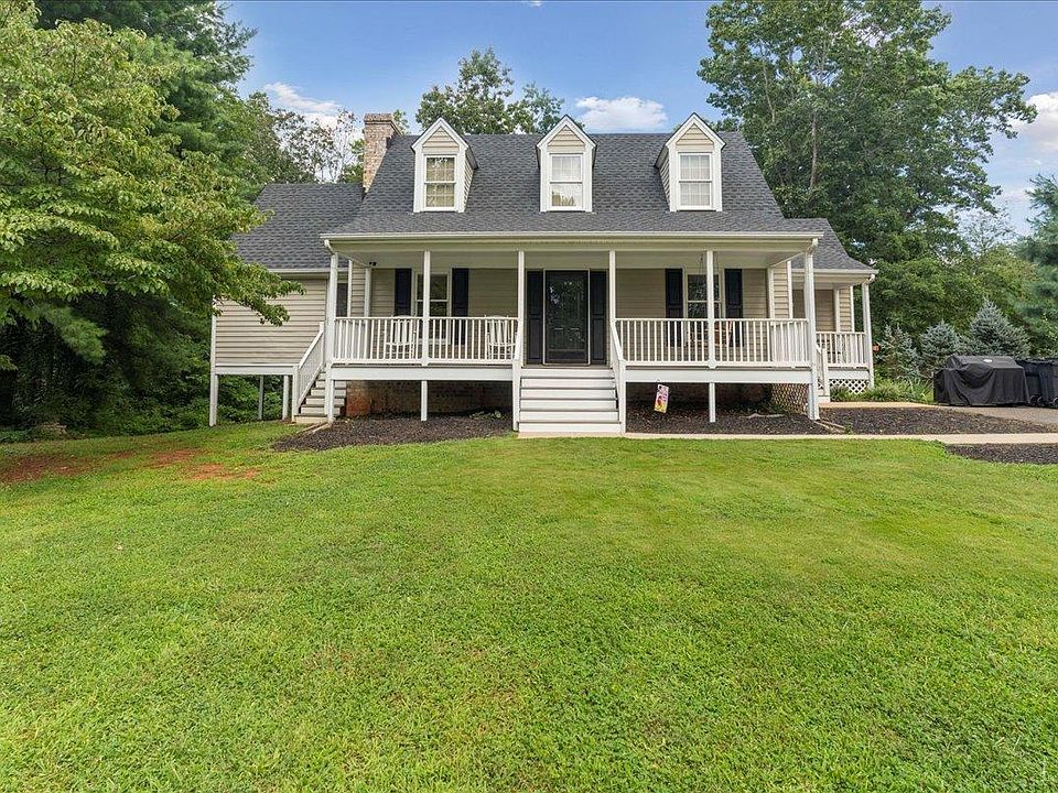 1st image of 201 Camden Dr
