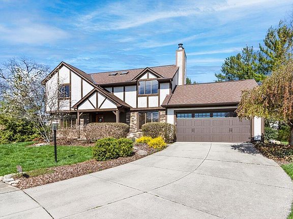 3rd image of 1658 Cayuga Ct