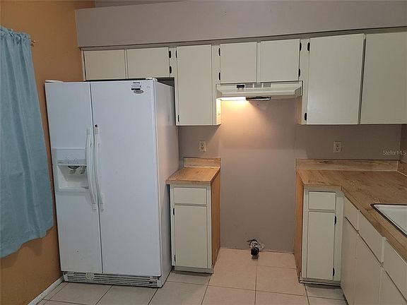 3rd image of 3136 Albin Ln